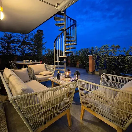 Romantic Sky Loft In - San Felice شقة
